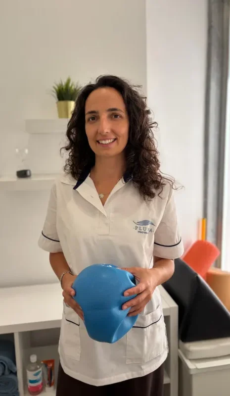 Retrato de Raquel Carreira, fisioterapeuta da Pluma Fisioterapia